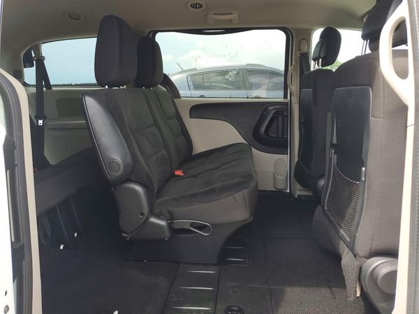 2020 DODGE GRAND CARAVAN SE