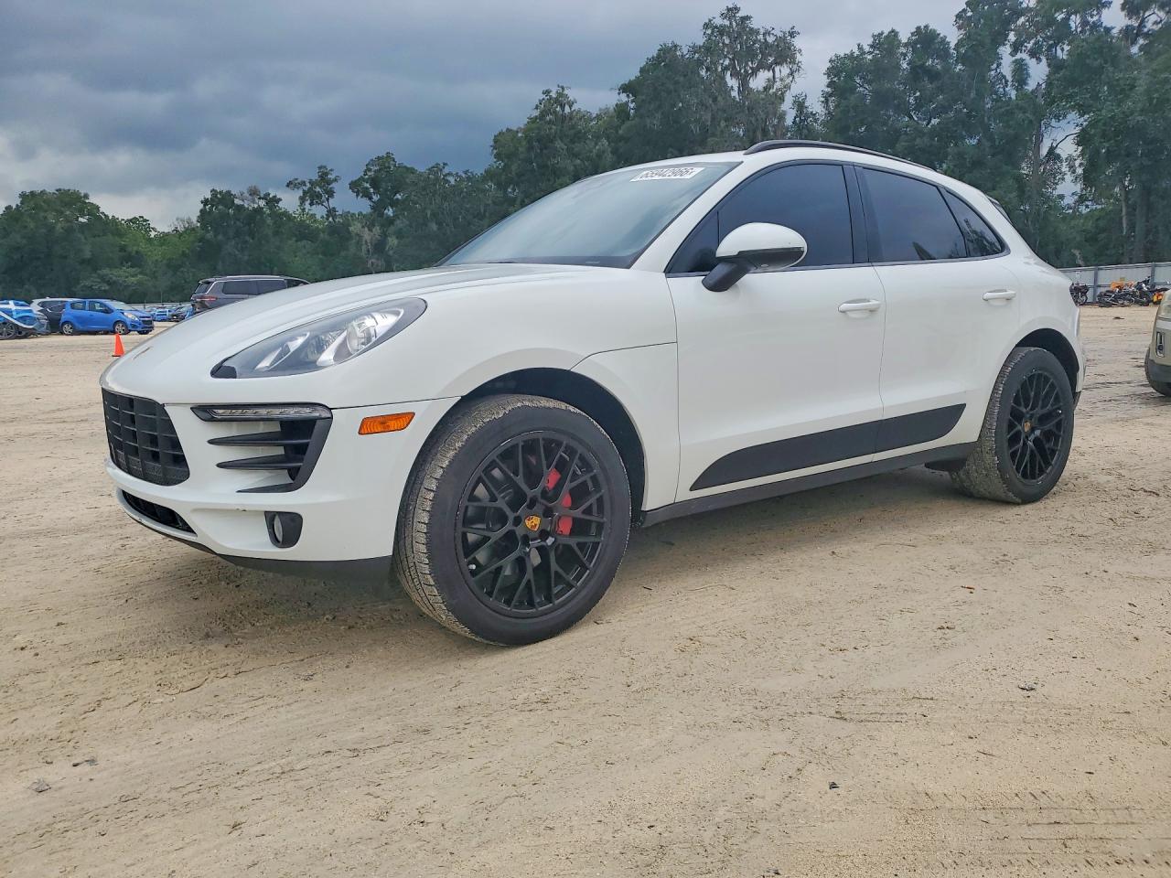 2017 PORSCHE MACAN