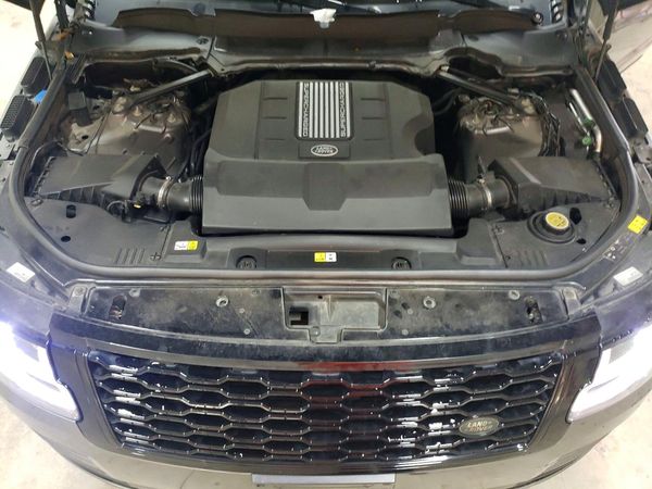 2018 LAND ROVER RANGE ROVER HSE