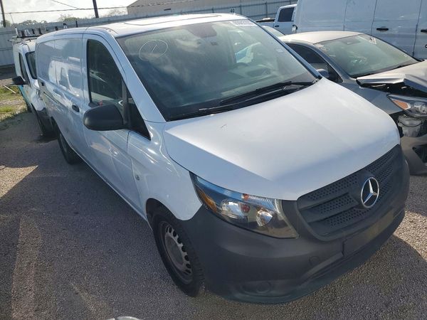 2020 MERCEDES-BENZ METRIS