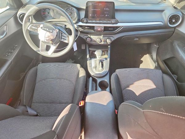 2022 KIA FORTE FE, LXS