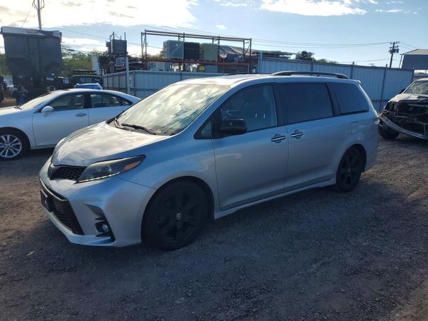 2020 TOYOTA SIENNA