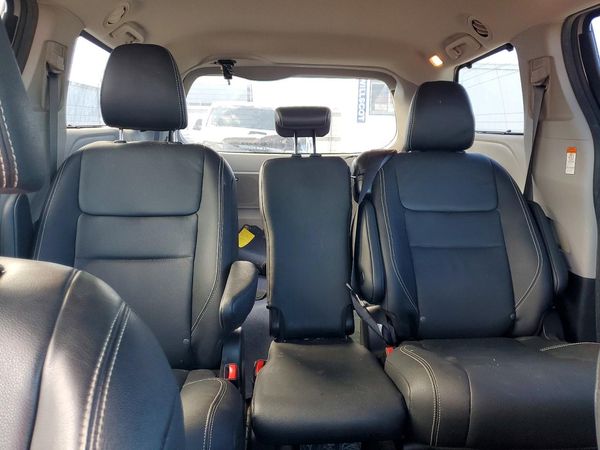 2020 TOYOTA SIENNA