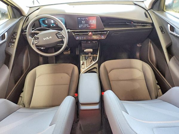 2026 KIA NIRO LX
