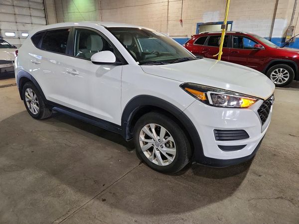 2021 HYUNDAI TUCSON SE