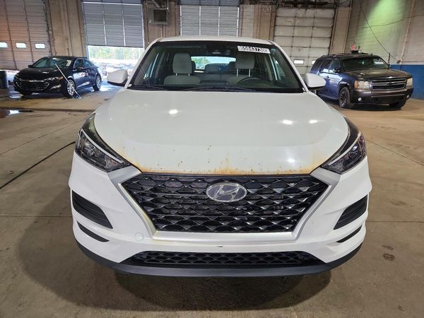 2021 HYUNDAI TUCSON SE