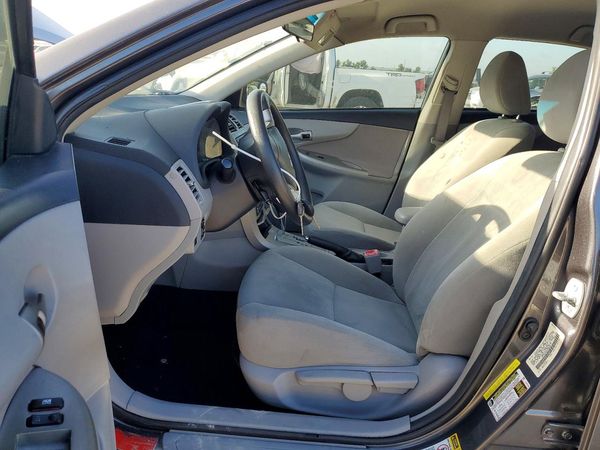 2012 TOYOTA COROLLA