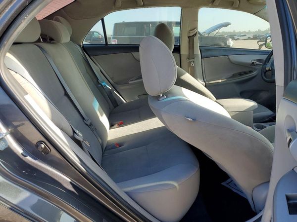 2012 TOYOTA COROLLA