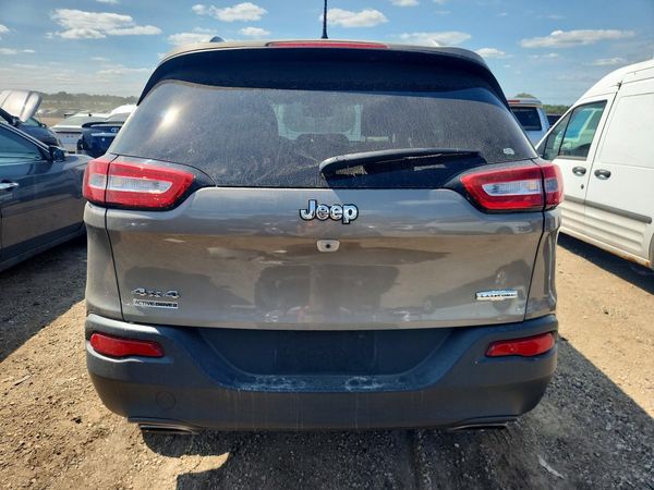 2017 JEEP CHEROKEE LATITUDE 4X4