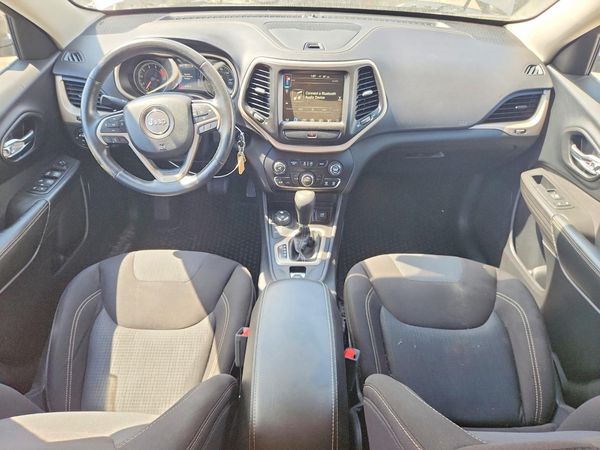 2017 JEEP CHEROKEE LATITUDE 4X4