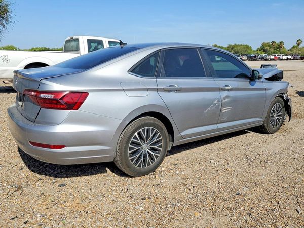 2021 VOLKSWAGEN JETTA S / SE / R-Line