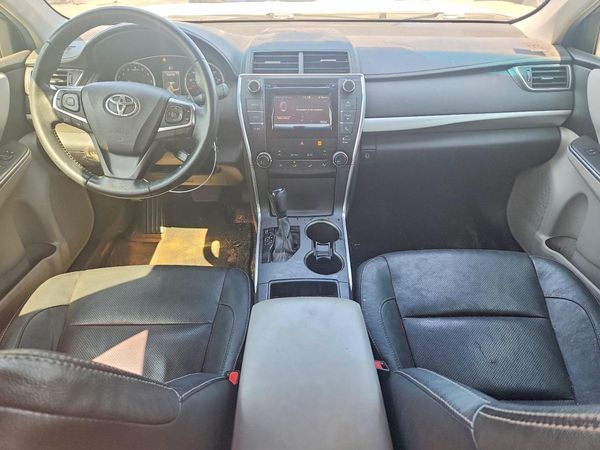 2015 TOYOTA CAMRY