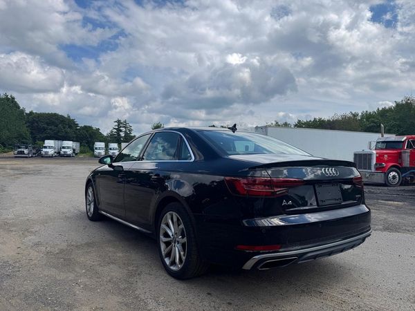 2019 AUDI A4 quattro Premium Plus