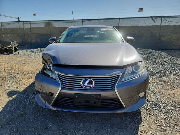 2013 LEXUS ES