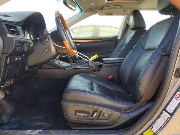 2013 LEXUS ES