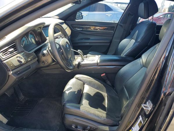 2013 BMW 740