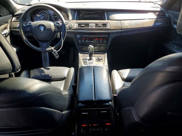 2013 BMW 740