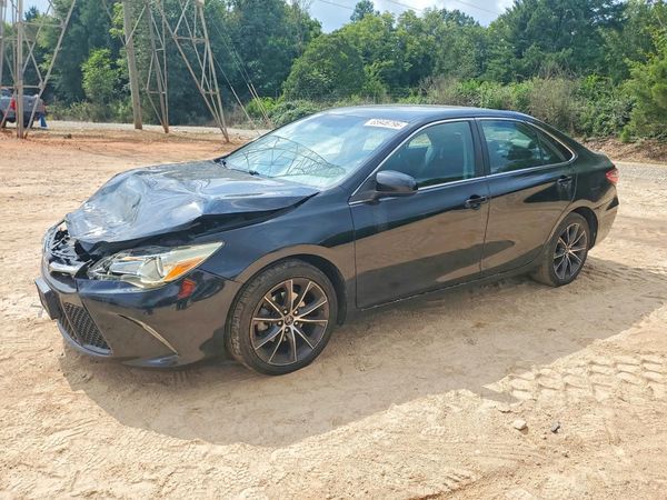 2015 TOYOTA CAMRY