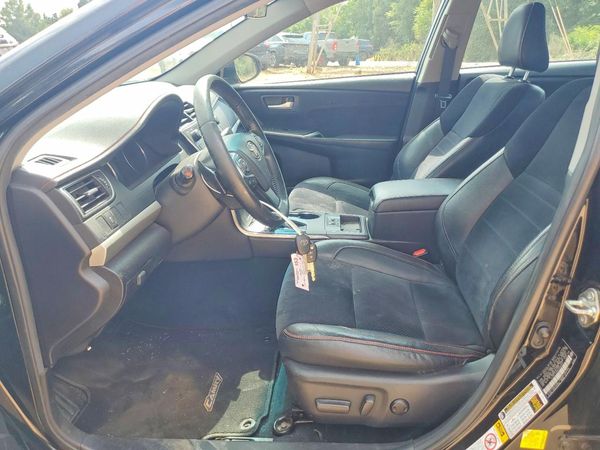 2015 TOYOTA CAMRY
