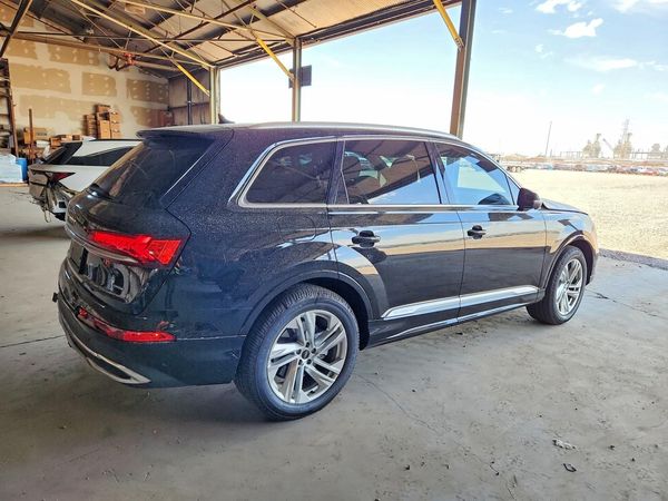 2021 AUDI Q7