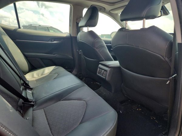 2021 TOYOTA CAMRY XSE