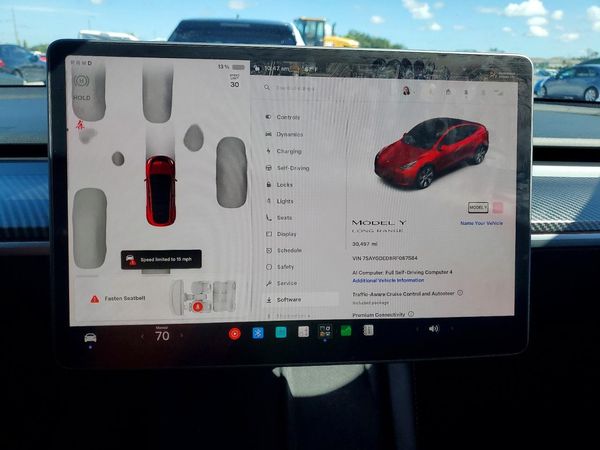 2024 TESLA MODEL Y