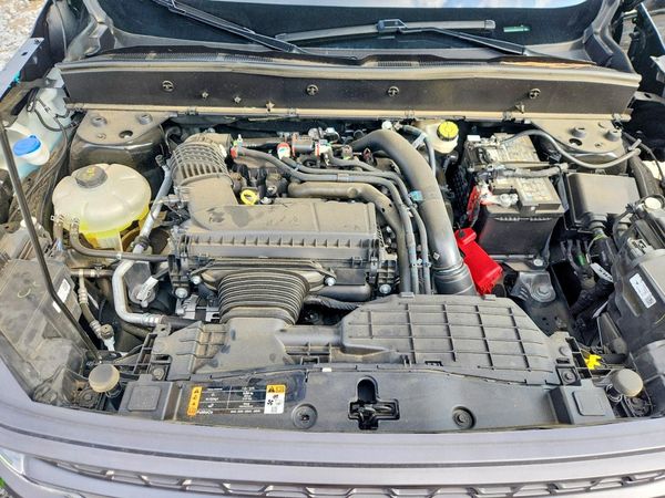 2025 FORD BRONCO BADLANDS — Engine bay