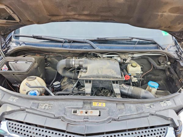 2016 MERCEDES-BENZ SPRINTER — Engine bay