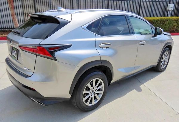 2019 LEXUS NX 300