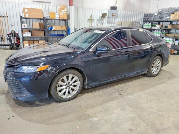 2019 TOYOTA CAMRY