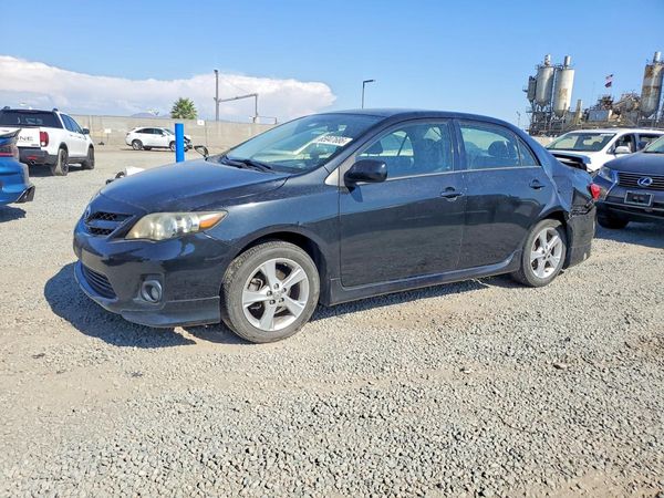 2012 TOYOTA COROLLA