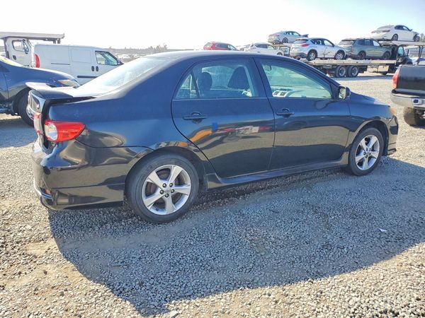 2012 TOYOTA COROLLA