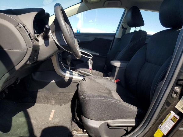 2012 TOYOTA COROLLA