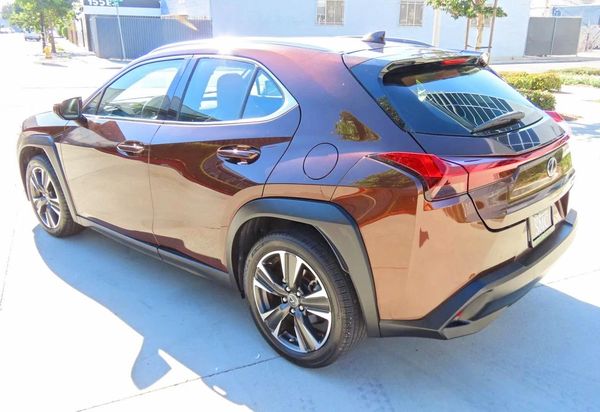 2019 LEXUS UX