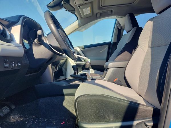 2018 TOYOTA RAV4 Adventure/XLE