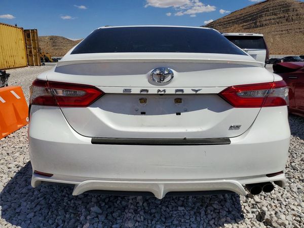2018 TOYOTA CAMRY