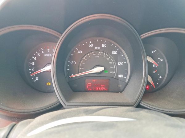 2014 KIA RIO 1.6 AT LX STD/Power