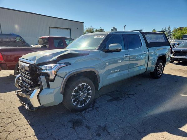 2024 TOYOTA TUNDRA