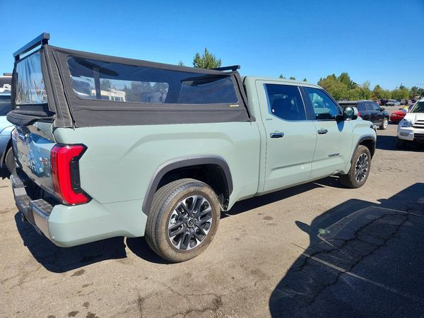 2024 TOYOTA TUNDRA