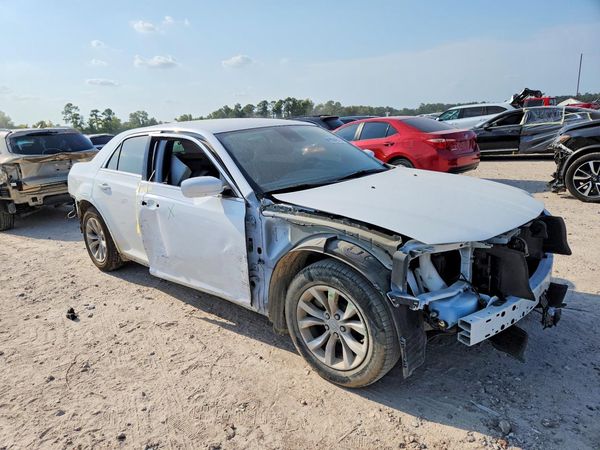 2023 CHRYSLER 300