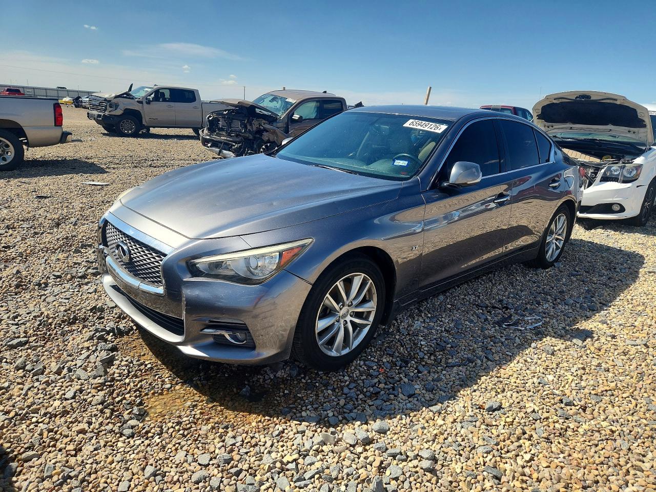 2015 INFINITI Q50