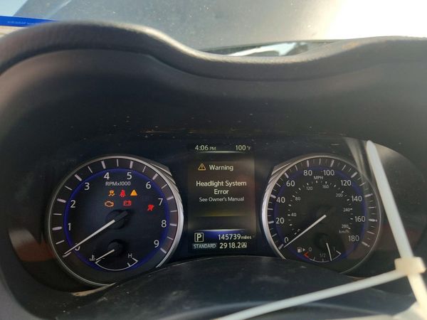 2015 INFINITI Q50