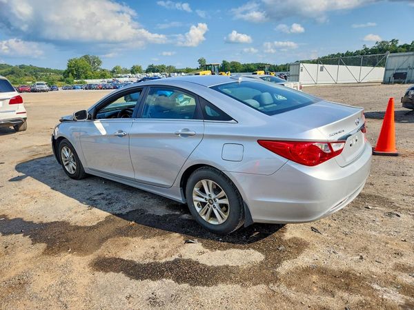 2013 HYUNDAI SONATA GLS/ GLS Popular