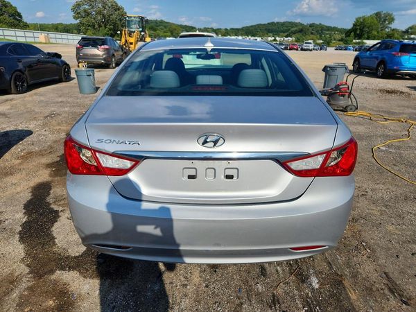 2013 HYUNDAI SONATA GLS/ GLS Popular