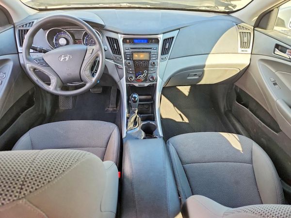2013 HYUNDAI SONATA GLS/ GLS Popular