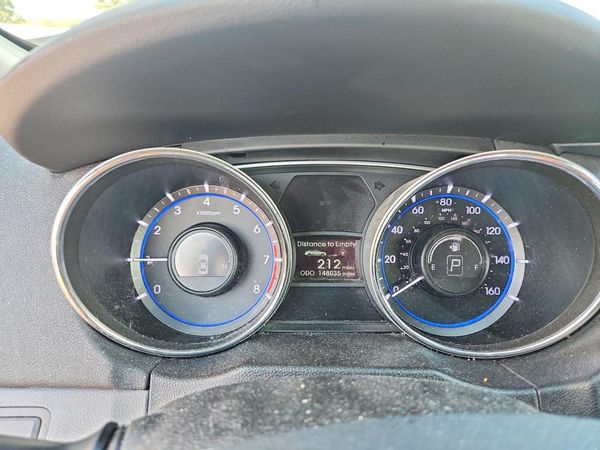 2013 HYUNDAI SONATA GLS/ GLS Popular