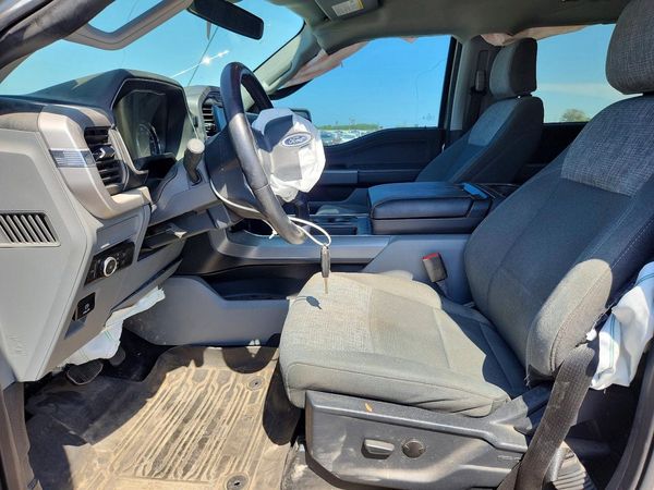 2022 FORD F150 — DENT
