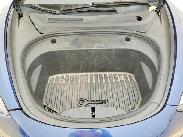 2022 TESLA MODEL 3 — Engine bay