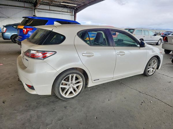 2015 LEXUS CT 200h