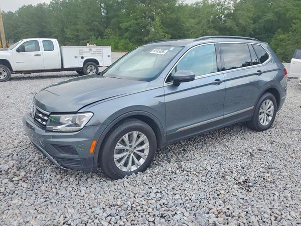 2018 VOLKSWAGEN TIGUAN SE, SEL